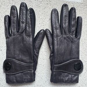 Armani exchange leather extra small/small gloves